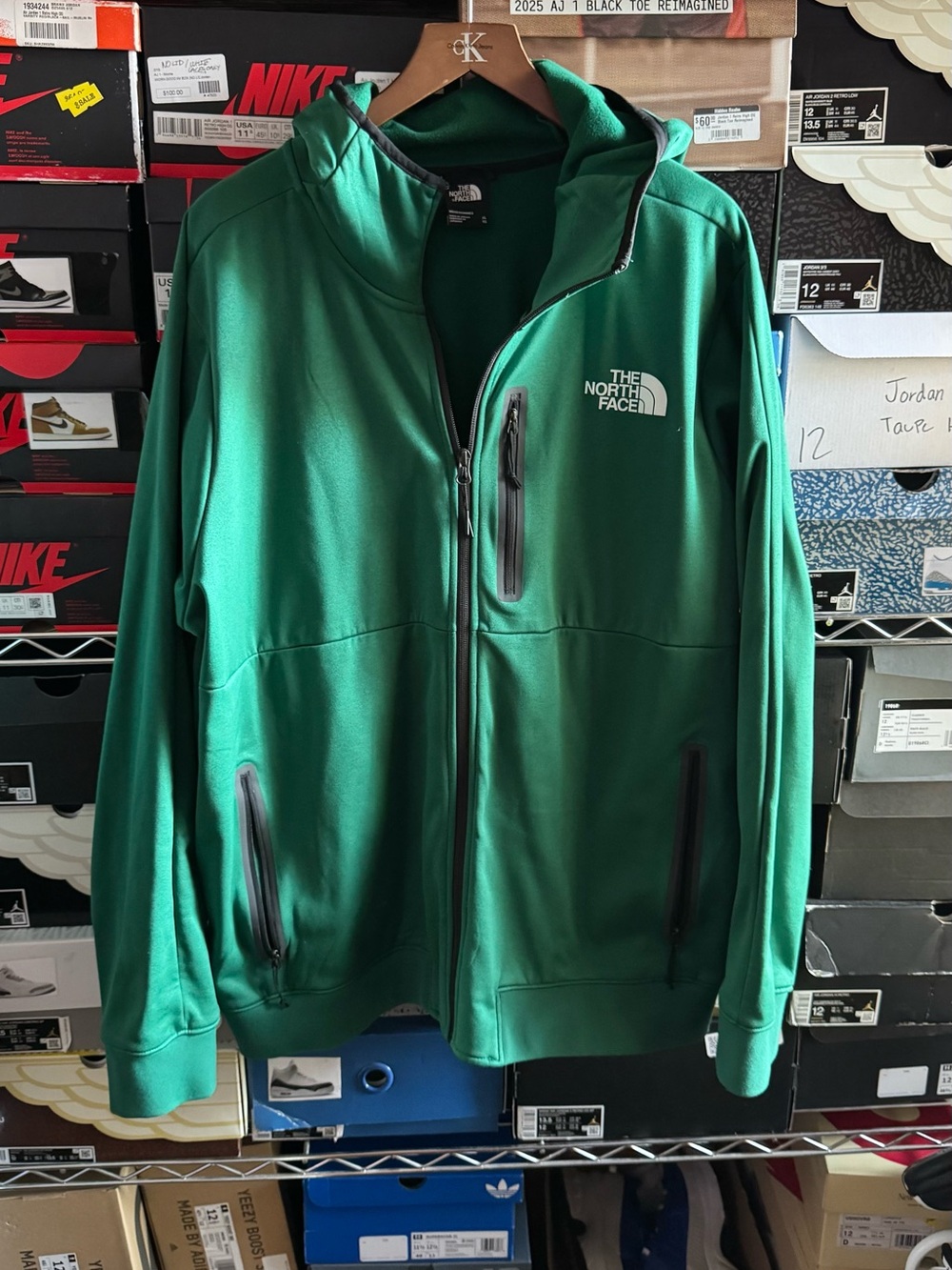 The North Face Men's Emerald Green Hooded Softshell Jacket